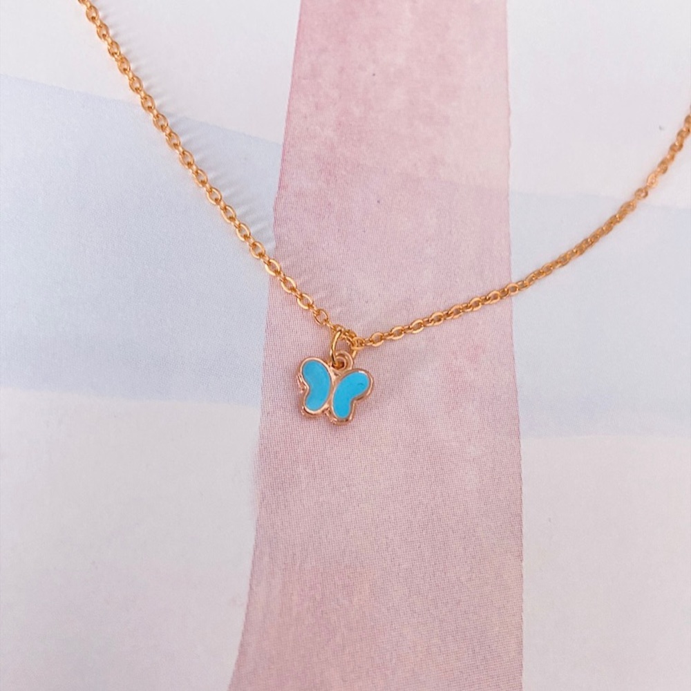 Dainty Butterfly charm gold necklace!